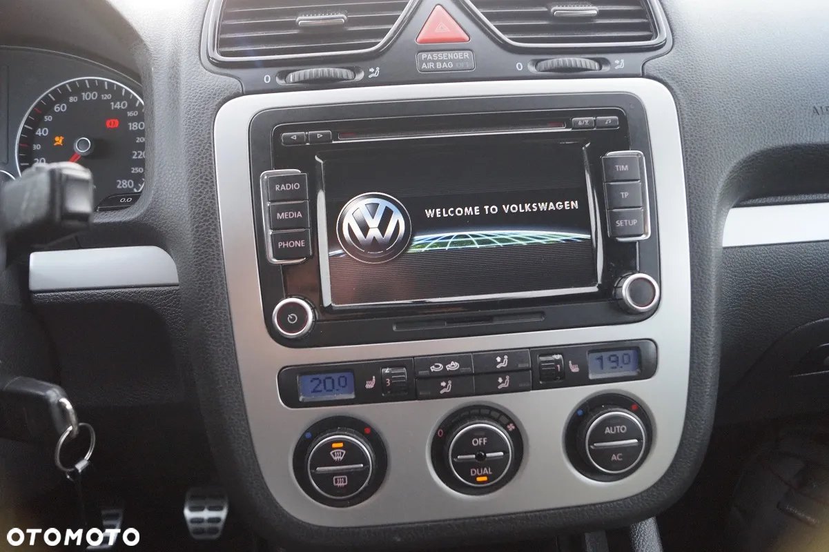 Volkswagen Scirocco 2.0 TSI - 15