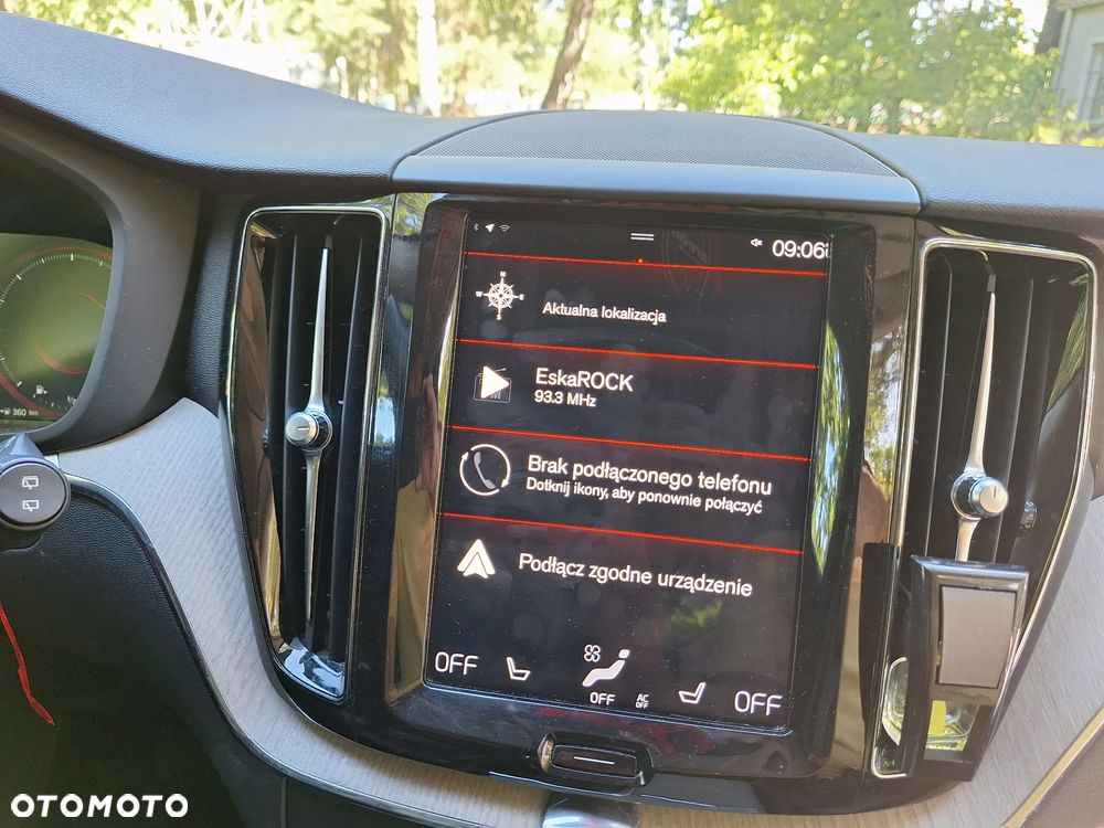 Volvo XC 60 D5 AWD Geartronic Inscription - 12