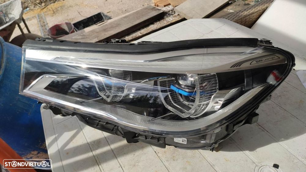farol esquerdo Laser BMW série 7 G11 - 4