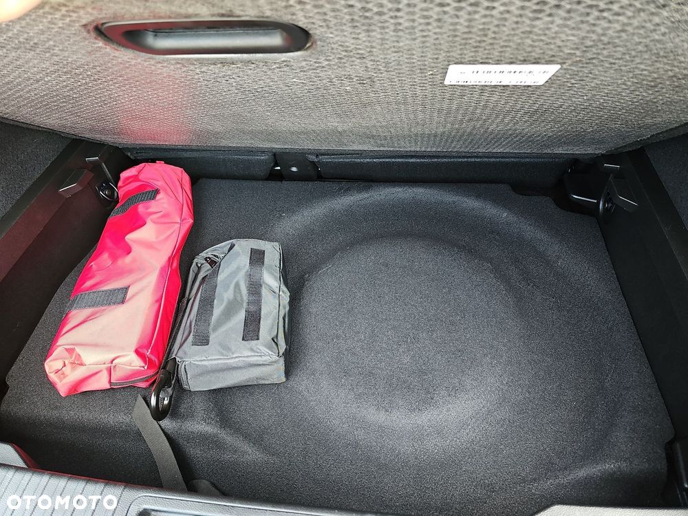 Renault Captur 1.6 E-TECH Full Hybrid 145 Techno - 15