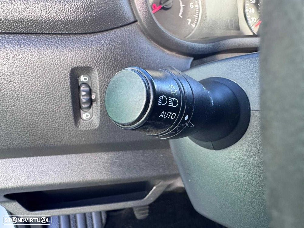 Renault Master 2.3 dCi L2 3.5T CD - 13