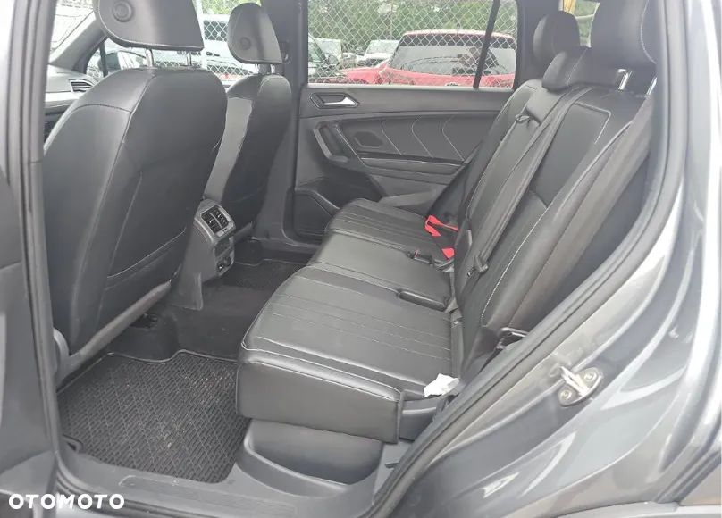 Volkswagen Tiguan - 9