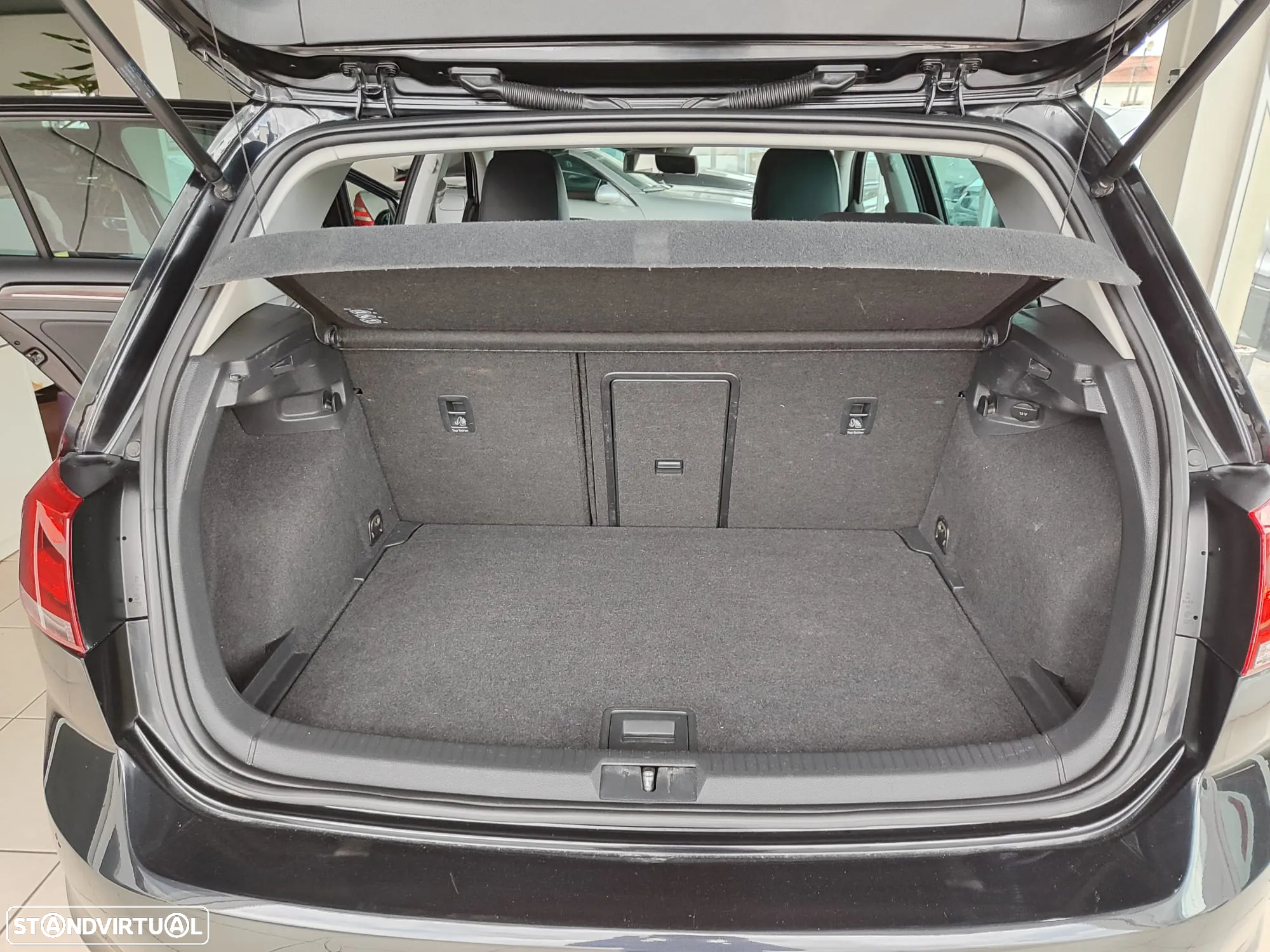 VW Golf 2.0 TDI GTD DSG - 14