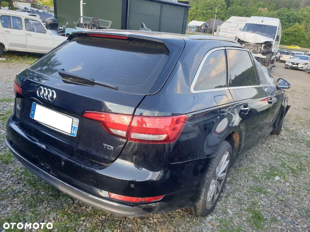 Audi A4 Avant 2.0 TDI Design S tronic - 1