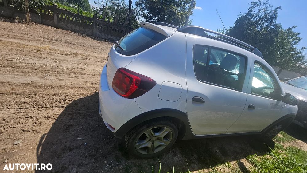 Dacia Sandero 0.9 TCe SL PLUS - 3