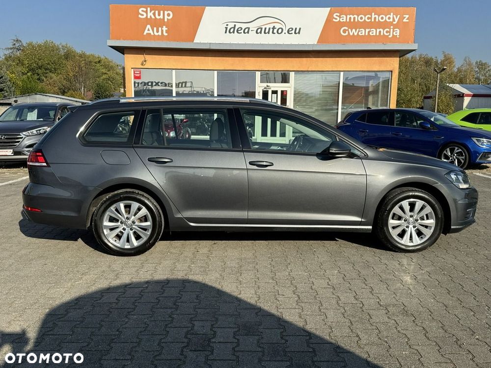 Volkswagen Golf - 8