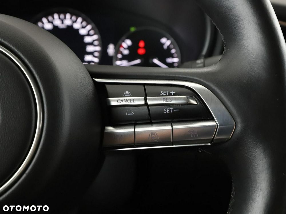Mazda CX-30 SKYACTIV-G 2.0 M-Hybrid AWD SELECTION - 32