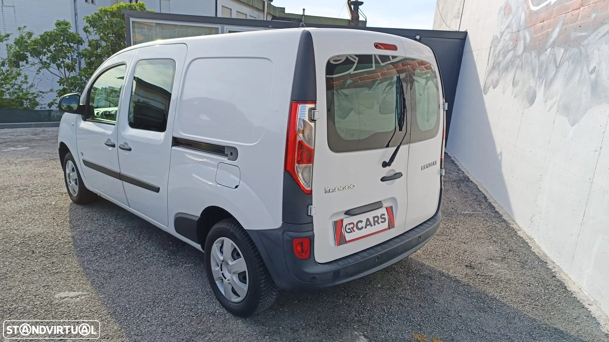 Renault Reneault Kangoo Z.E. Maxi IVA Dedutível - 3