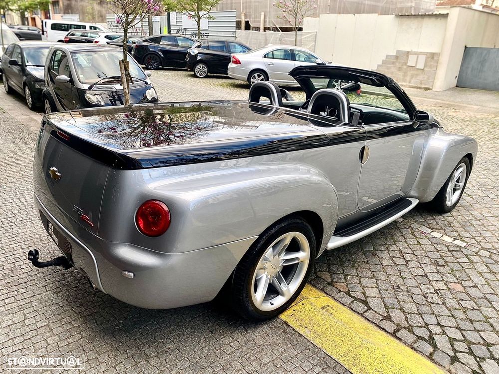 Chevrolet SSR - 11
