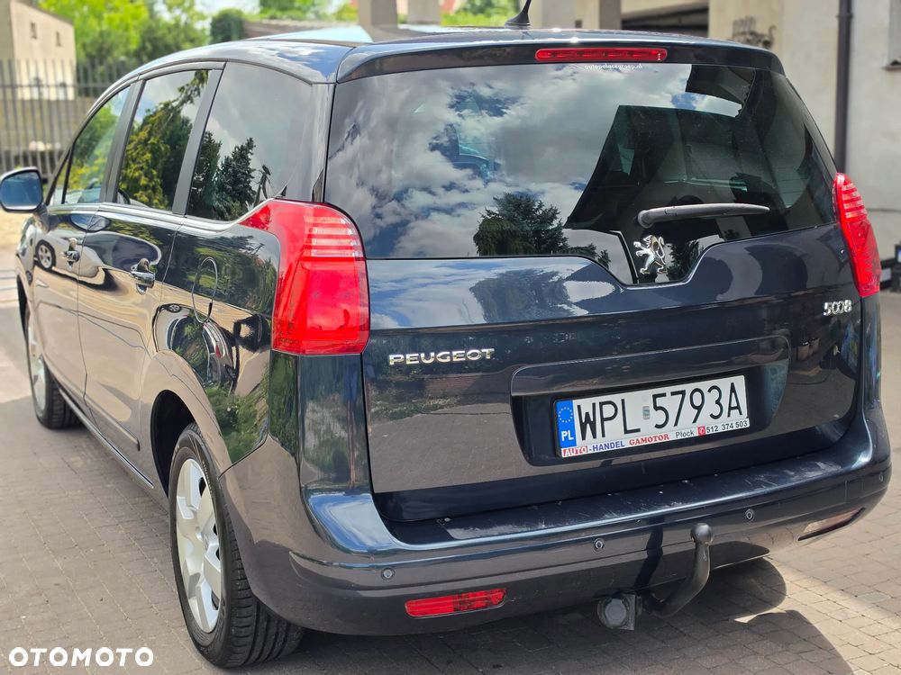 Peugeot 5008 - 9