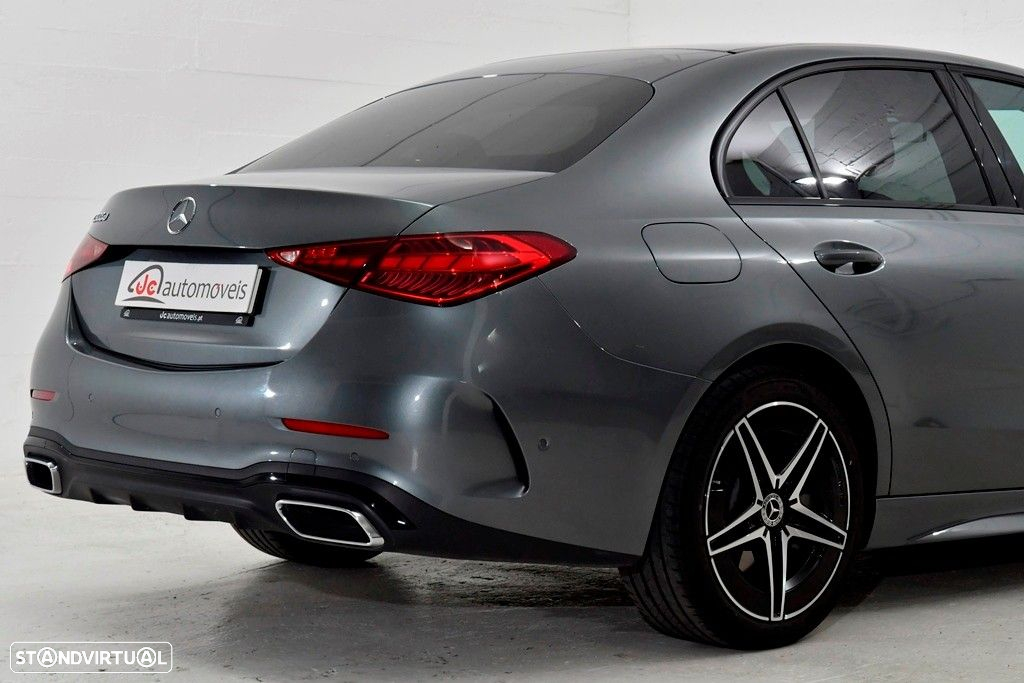 Mercedes-Benz C 300 d AMG Line - 12