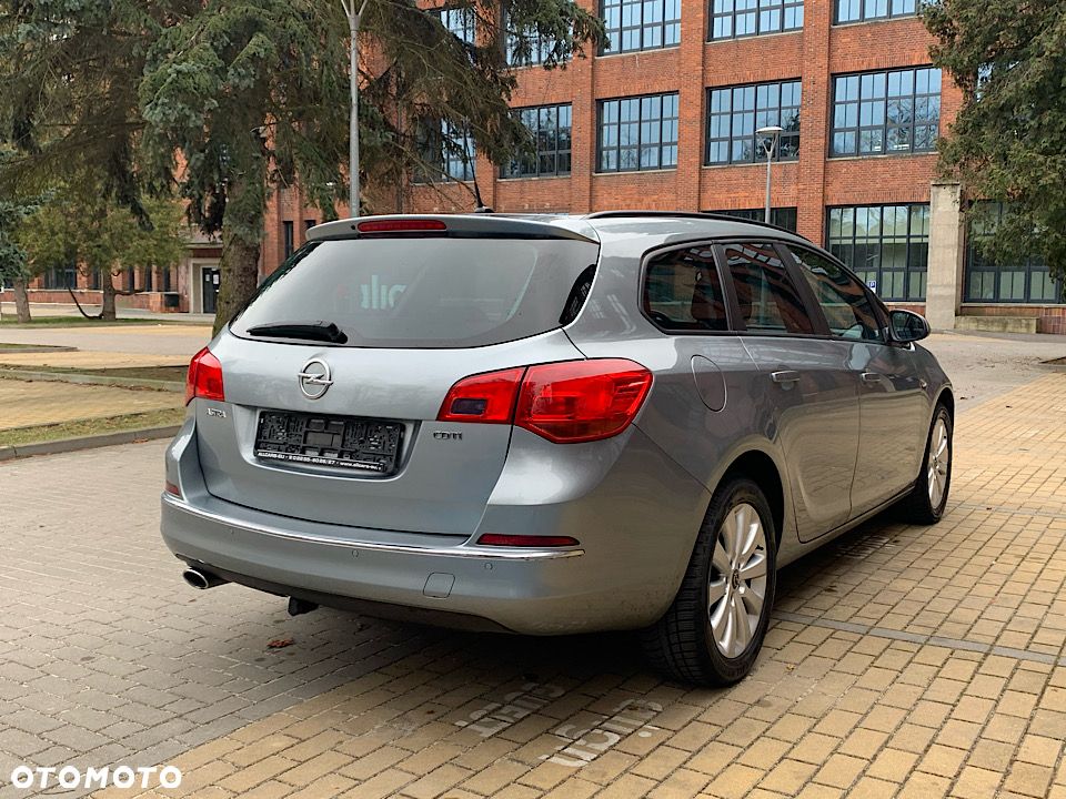 Opel Astra - 11