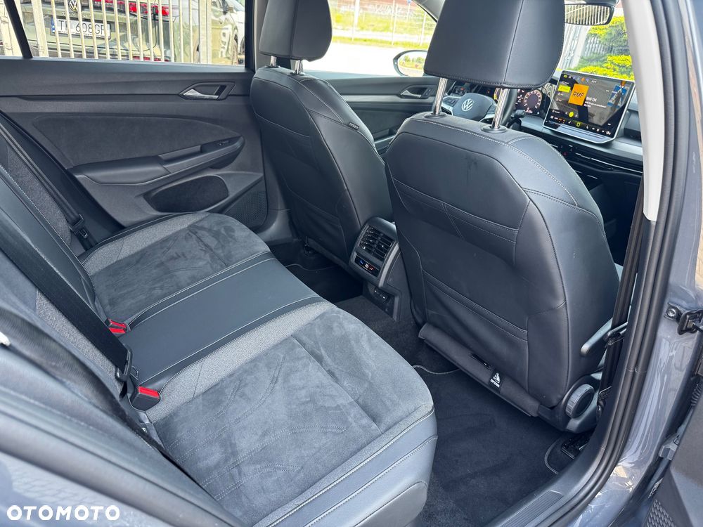 Volkswagen Golf 1.5 eTSI EVO Style DSG - 14