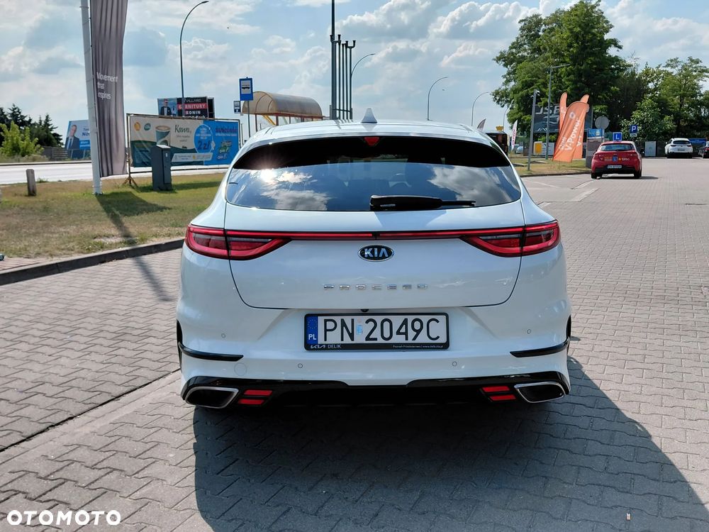 Kia ProCeed - 4
