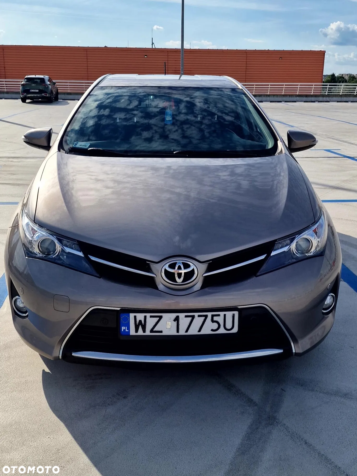 Toyota Auris 1.33 VVT-i Premium Comfort - 11
