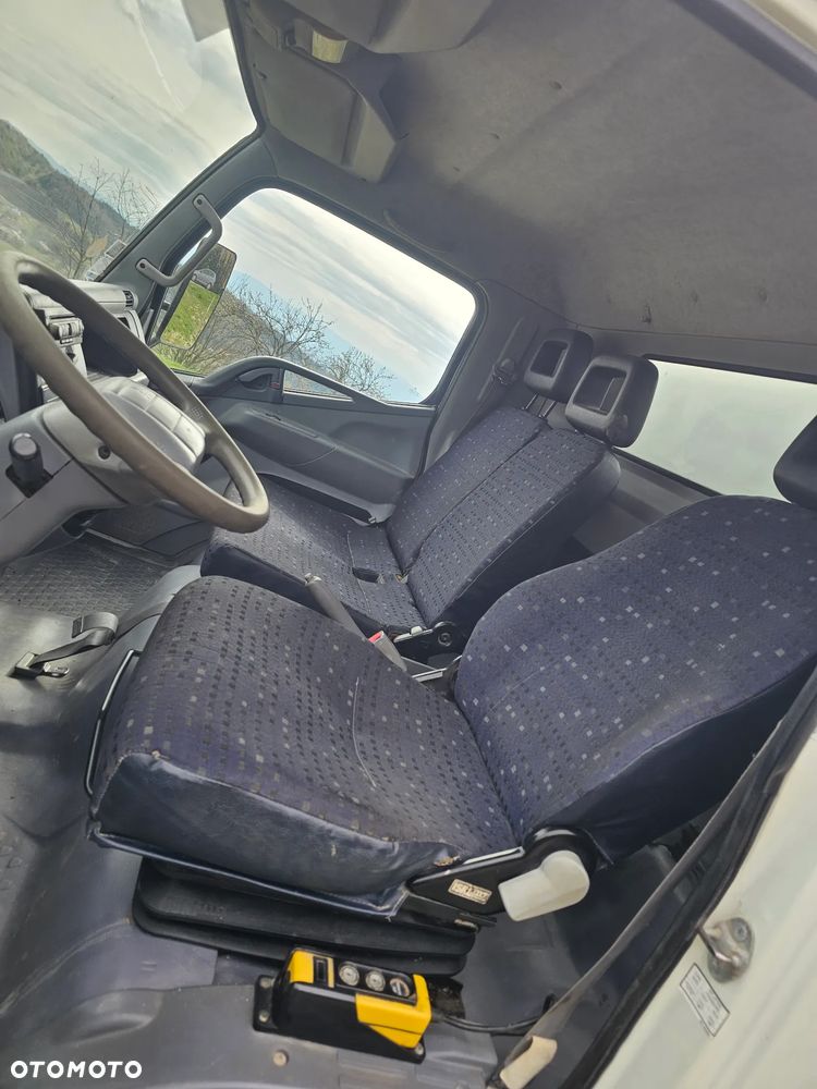 Mitsubishi Canter fuso - 11