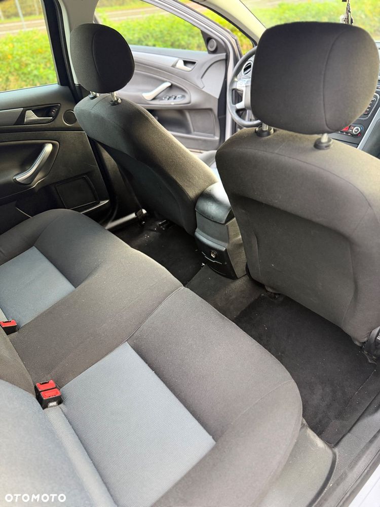 Ford Mondeo 2.0 TDCi Business Edition - 14