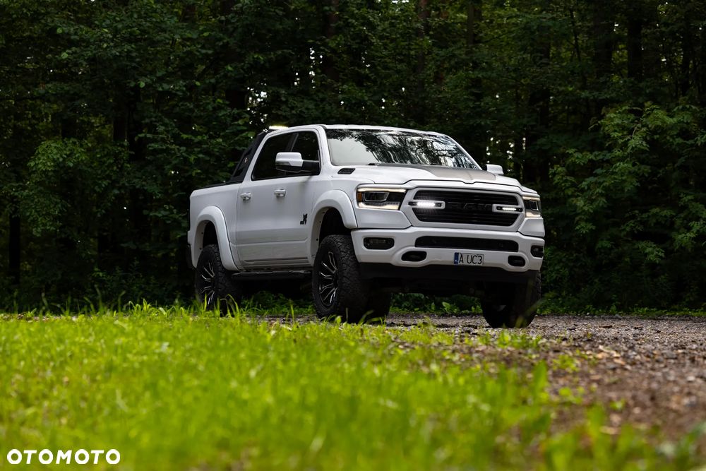 RAM 1500 5.7 Crew Cab Bighorn - 4