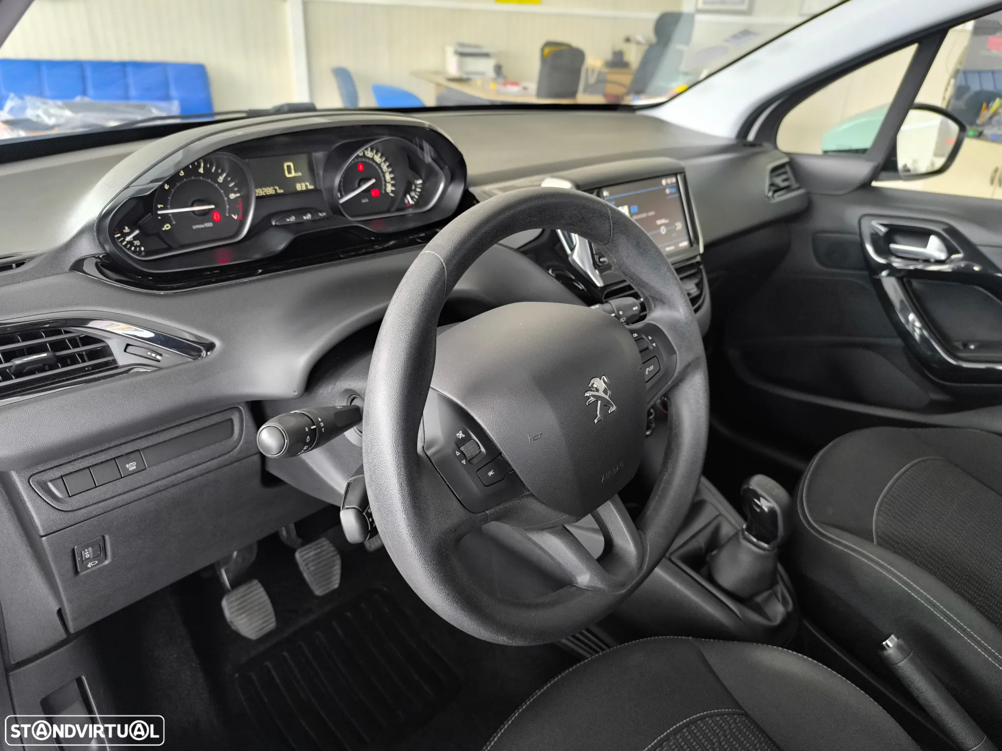 Peugeot 208 1.2 PureTech Active - 6