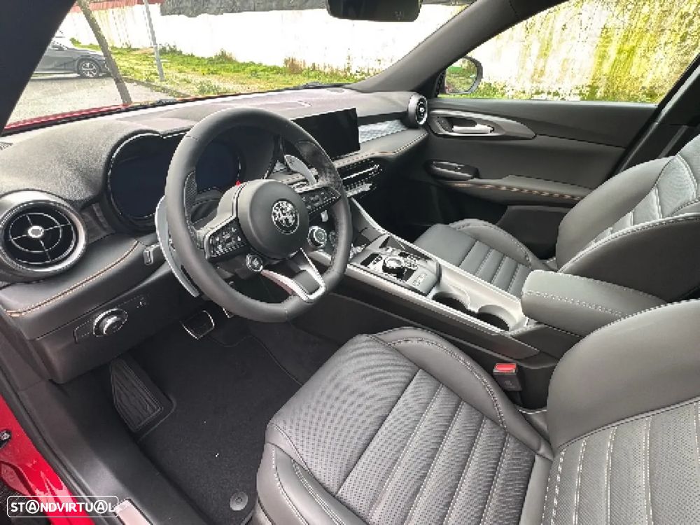 Alfa Romeo Tonale 1.5 VGT Hybrid Veloce - 12