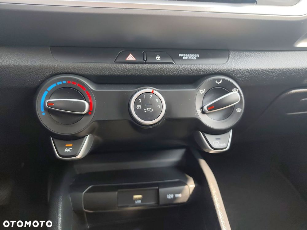 Kia Stonic 1.2 M - 26