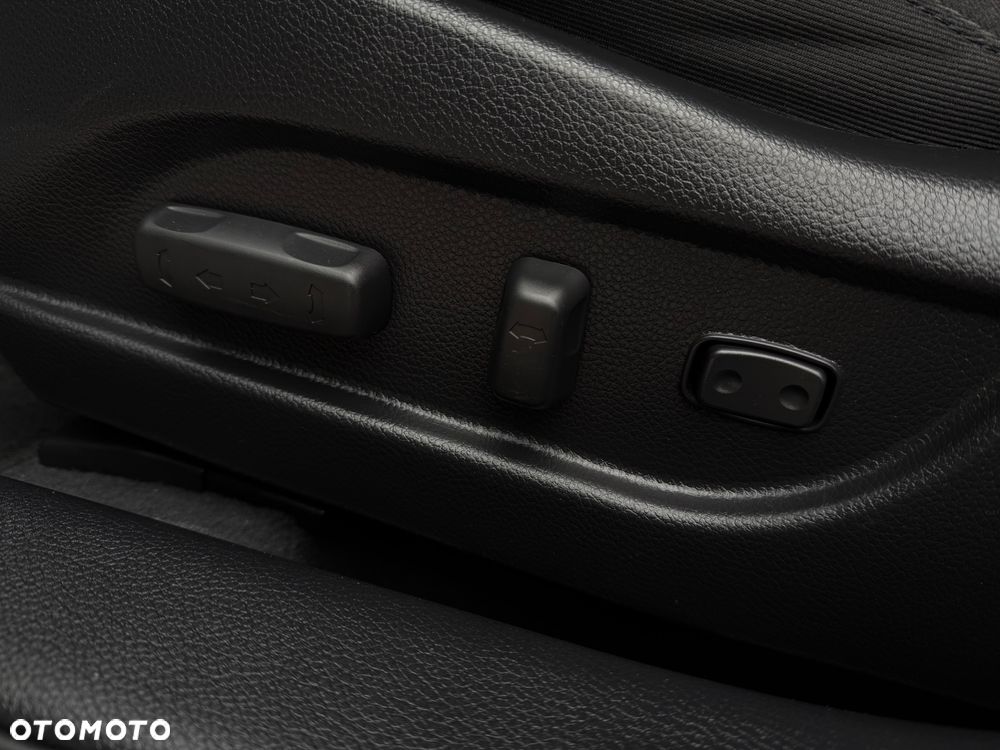 Hyundai i40 Kombi 2.0 Premium - 34