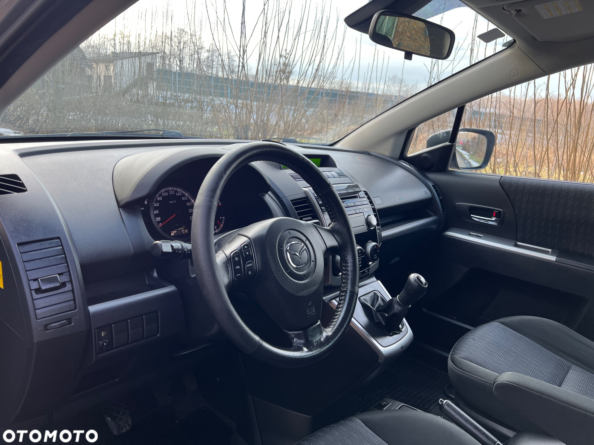 Mazda 5 1.8 Exclusive + - 13