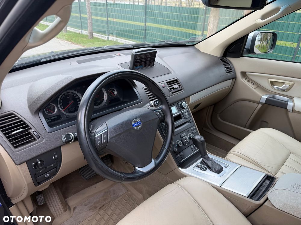 Volvo XC 90 D5 AWD Momentum - 16