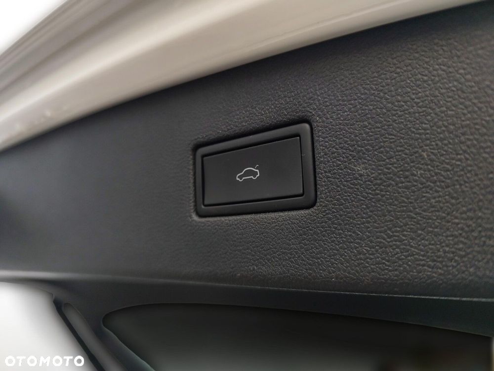 Volkswagen Tiguan Allspace 2.0 TDI 4Mot Elegance DSG - 35