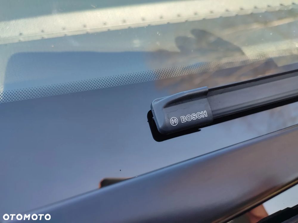 Ford S-Max - 13