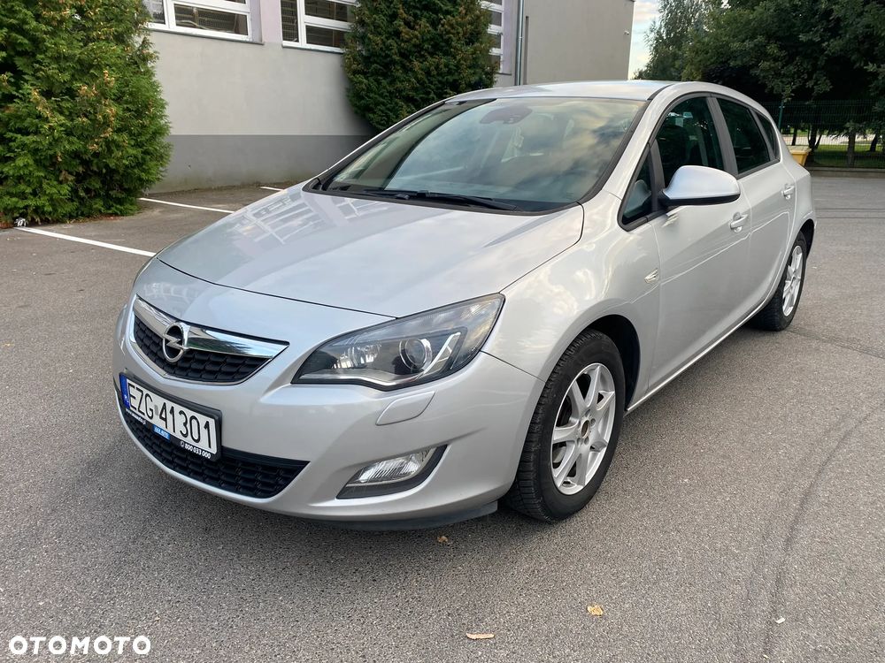 Opel Astra 1.4 Turbo - 1