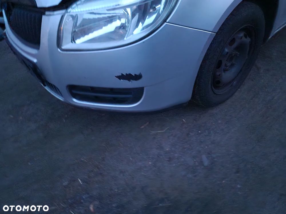 Zderzak  przód  skoda  Fabia  II  w kolorze  9156 - 2