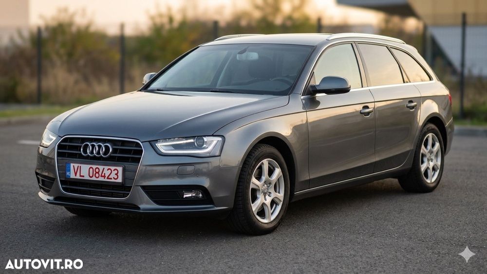 Audi A4 2.0 TDI DPF multitronic S line Sportpaket - 2