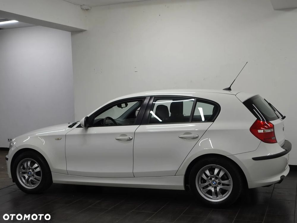 BMW Seria 1 116i - 6