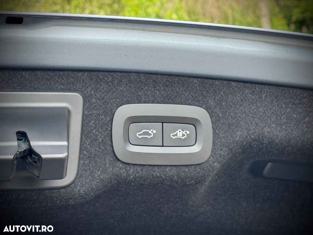Volvo S90 T8 Twin Engine AWD Geartronic Inscription - 25