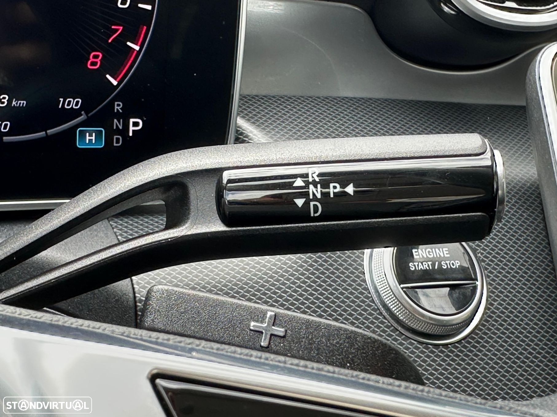 Mercedes-Benz C 300 e Avantgarde - 28