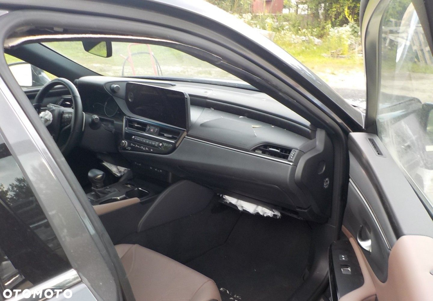 Lexus ES - 16