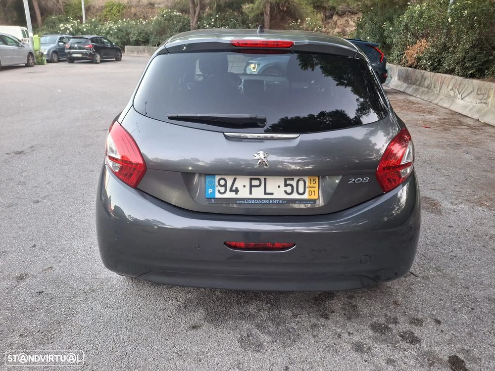 Peugeot 208 1.2 VTi SE Style - 6