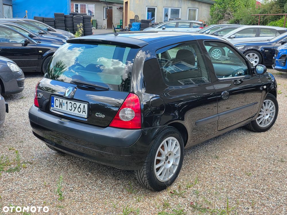 Renault Clio 1.2 16V Arctica - 11