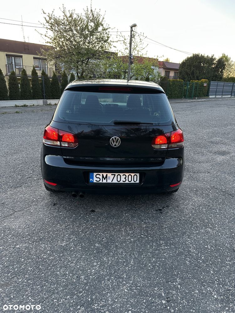 Volkswagen Golf 2.0 TDI DPF Highline - 6