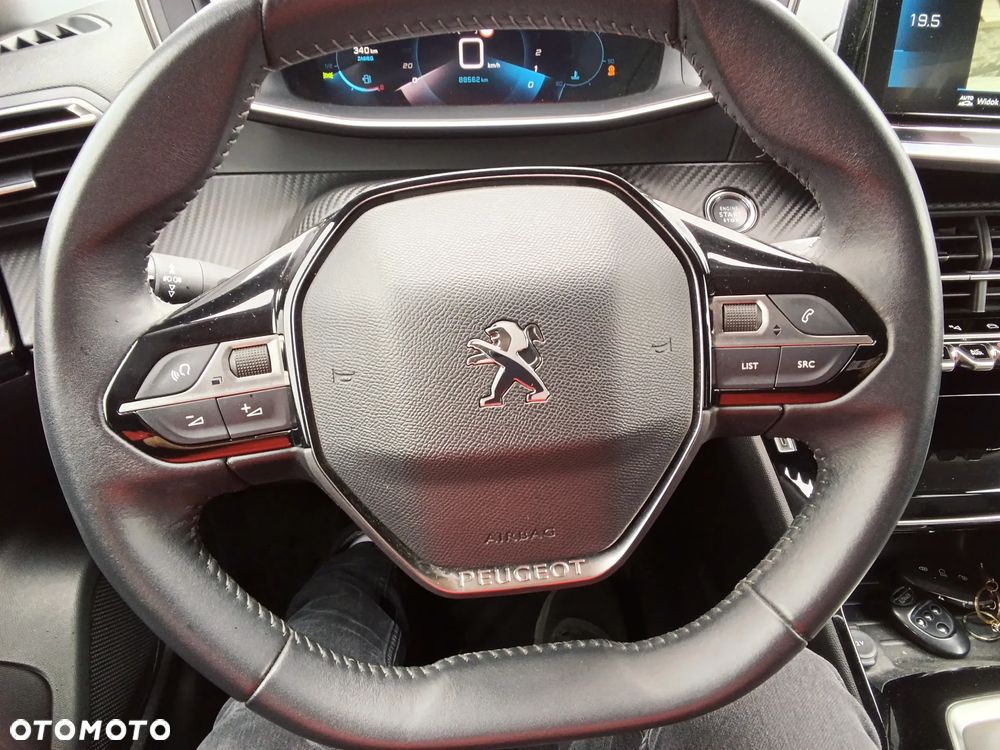Peugeot 2008 - 17