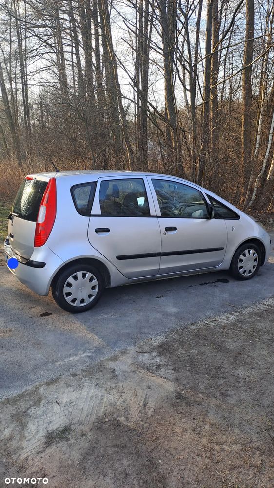 Mitsubishi Colt 1.1 Invite - 2