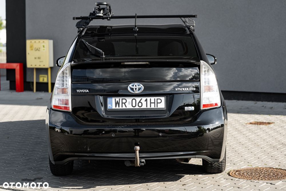 Toyota Prius 1.8 HSD Premium - 8