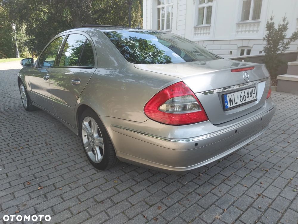 Mercedes-Benz Klasa E - 12