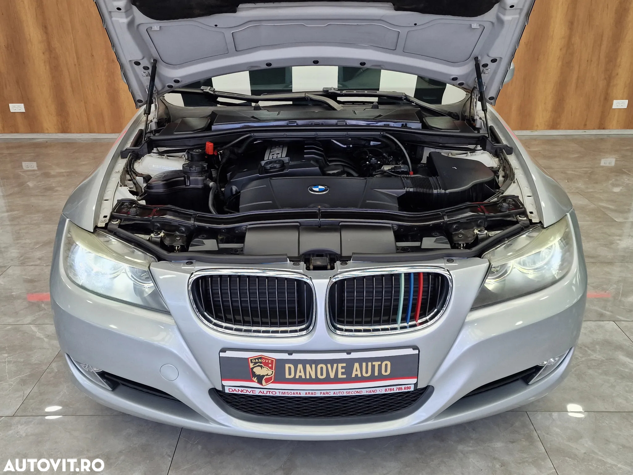 BMW Seria 3 316i - 25