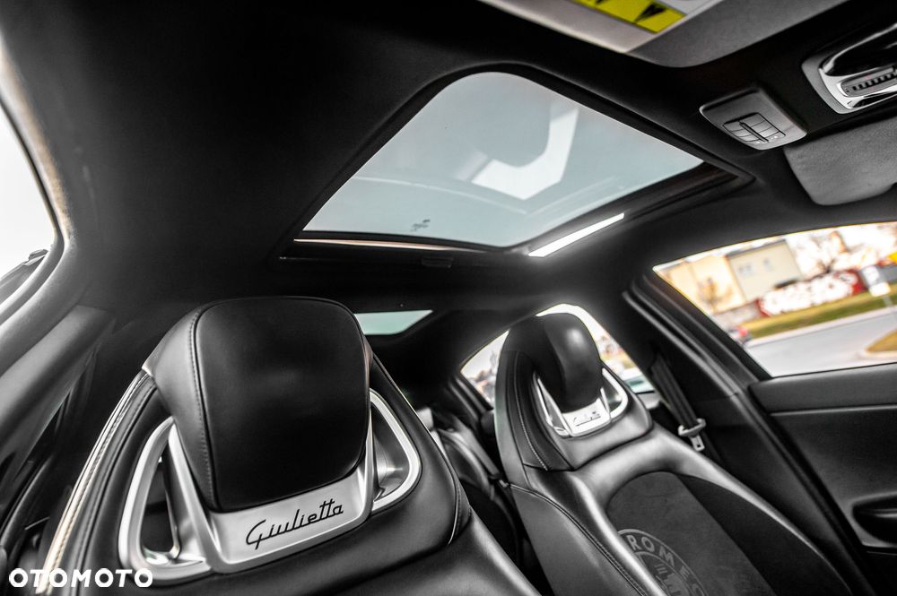Alfa Romeo Giulietta 1.8 TBi 16V TCT Quadrifoglio Verde - 23