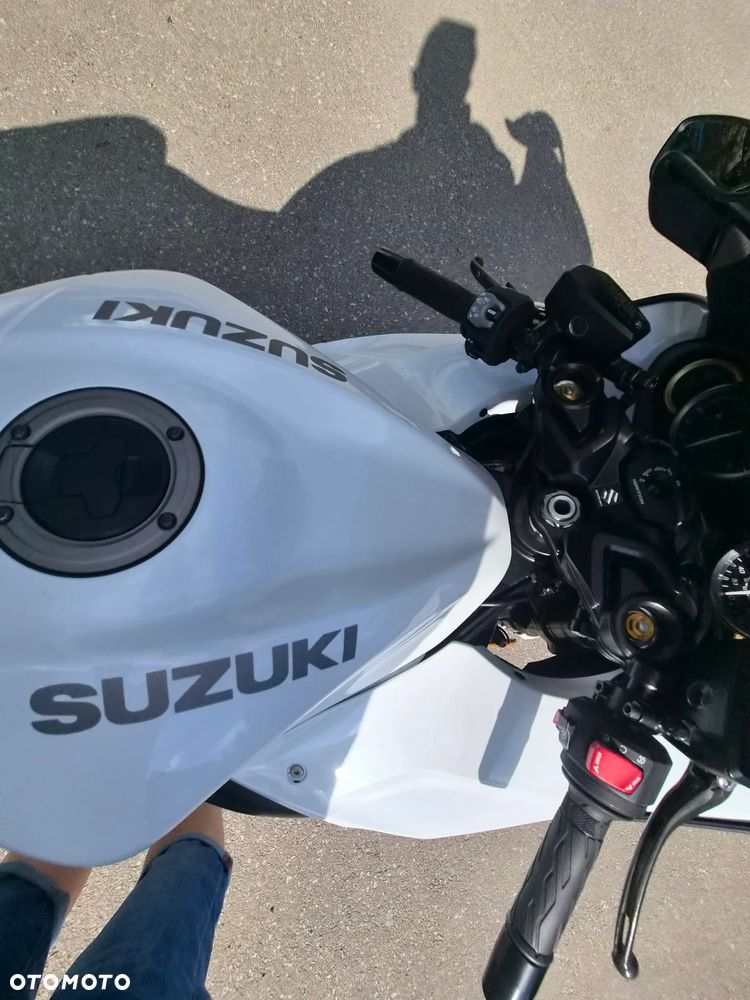 Suzuki Hayabusa - 6