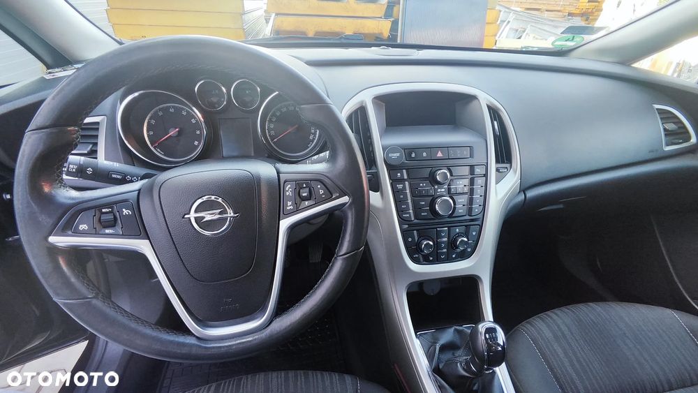 Opel Astra 1.4 T Sport - 9