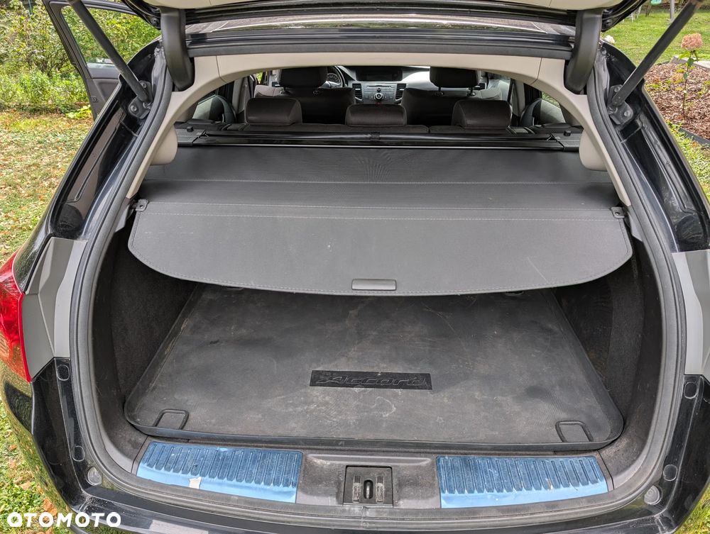Honda Accord 2.0 Executive - 8