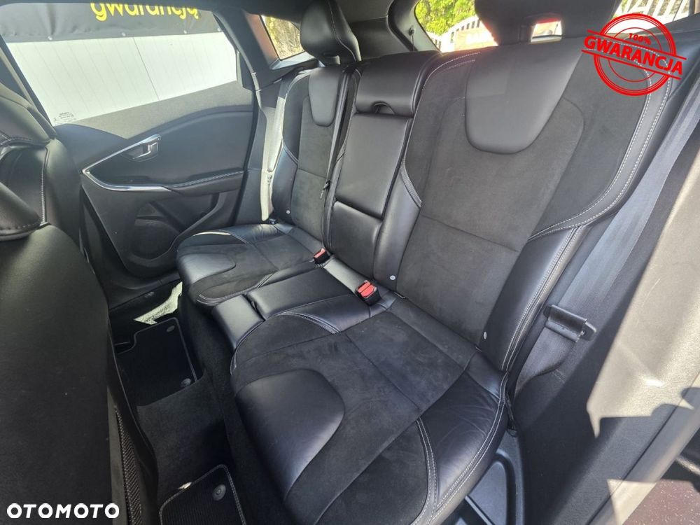 Volvo V40 D2 Drive-E R-Design Kinetic - 20